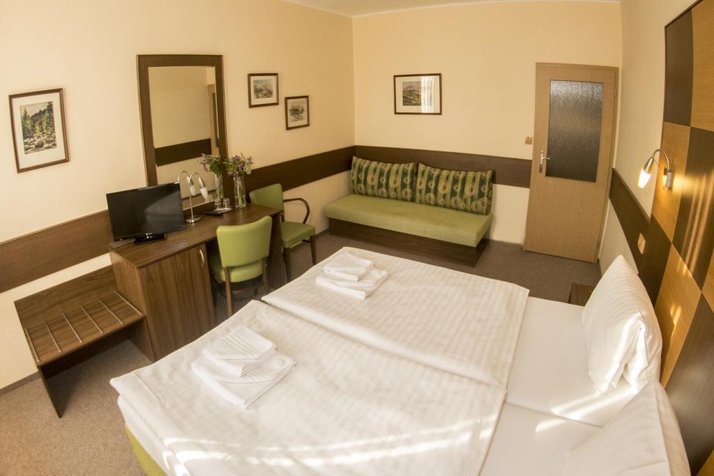 Hotel Karel Iv. Turnov Habitación foto