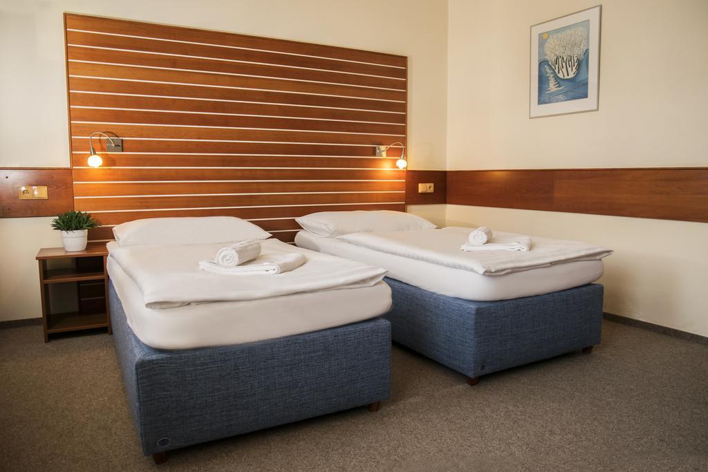 Hotel Karel Iv. Turnov Habitación foto