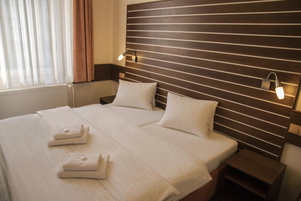 Hotel Karel Iv. Turnov Habitación foto